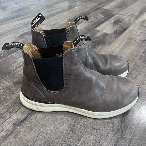 Blundstone 2141 Chelsea Boots Nubuck Men AU 11/US 12 Taupe Pull On Ankle